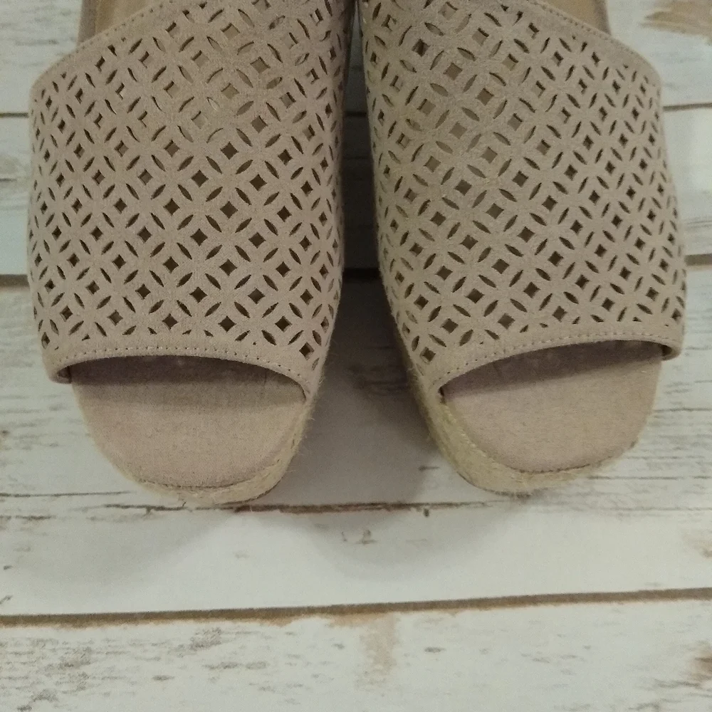 14th & Union Theryn Asymmetrical Espadrille Wedges